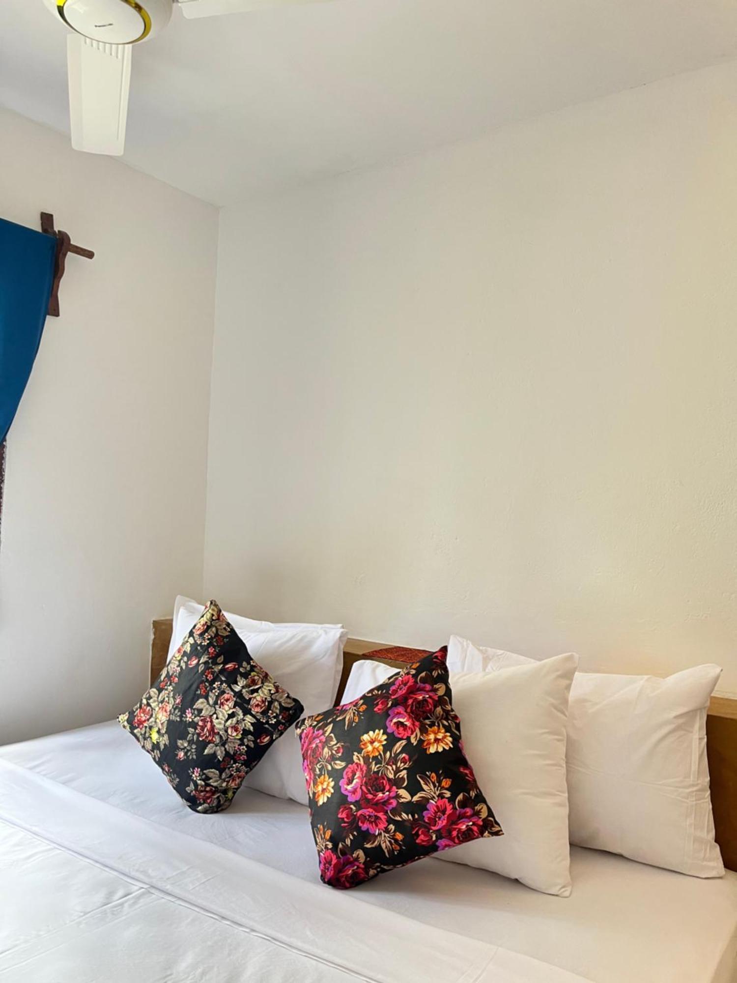 Karanga Bungalows Michamvi Kae Экстерьер фото